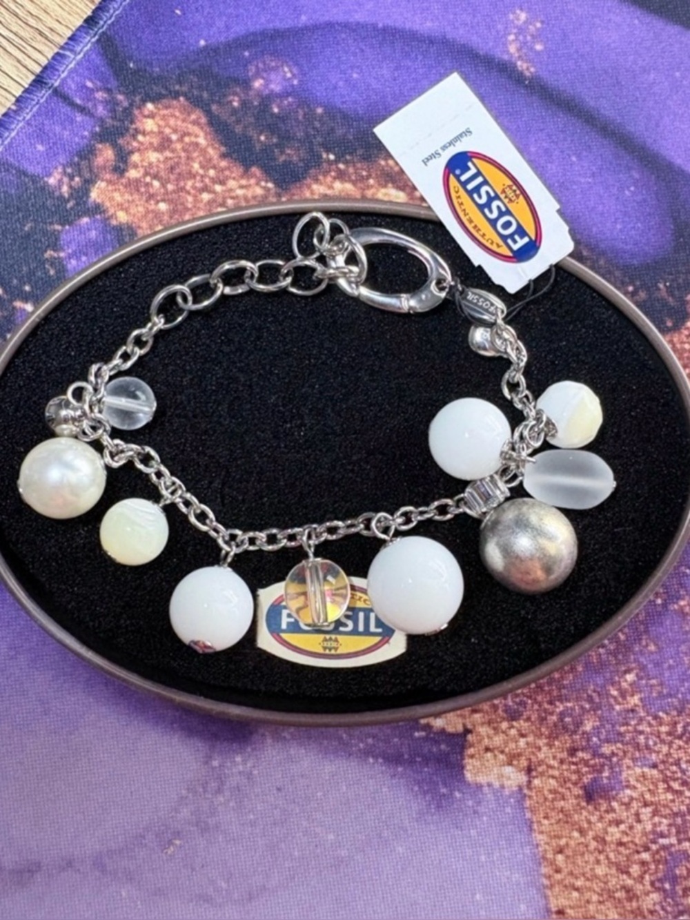 FOSSIL Silver-Tone Bracelet with White and Pearl Beads